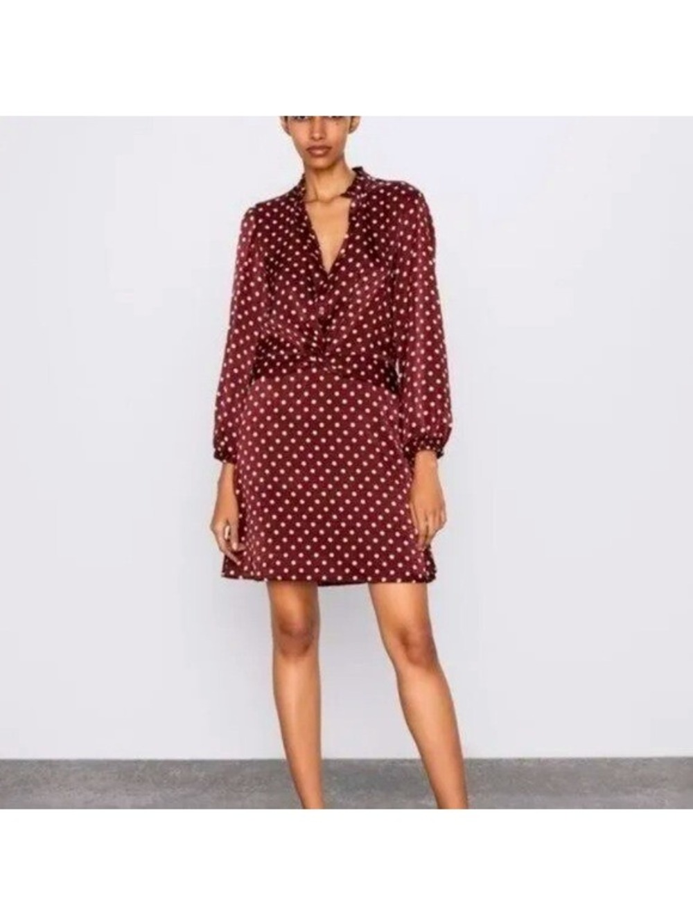 NWT Women ZARA POLKA DOT SILKY / SATIN MINI DRESS Red / Wine Small (bin Q)